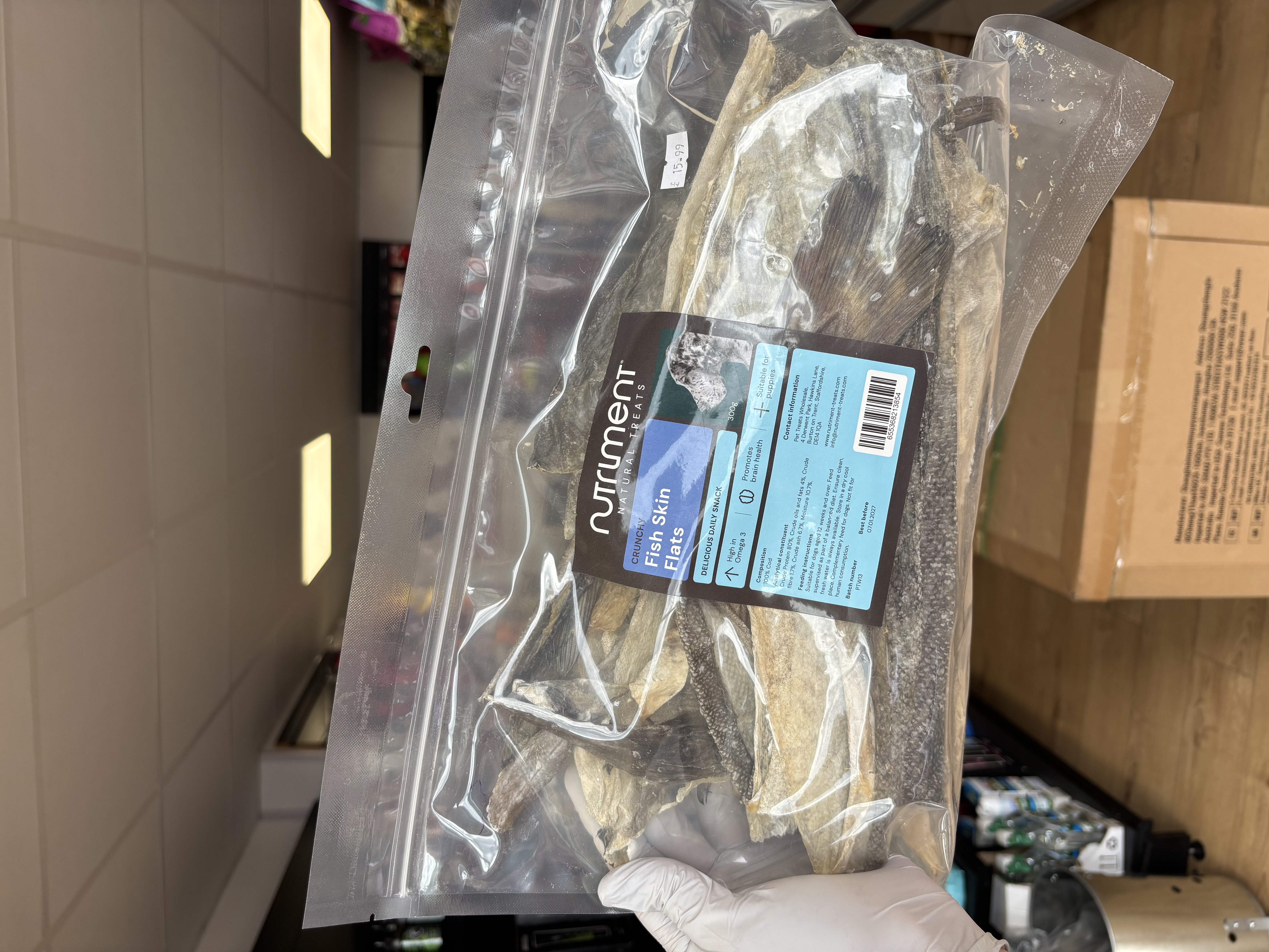 Nutriment Fish Skin Flats 300g